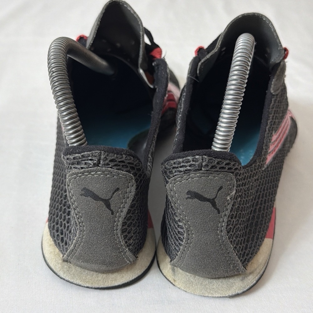 Puma Super Light Weight Eco Rumming Training Shoes Size 7.5 Grey And Pink Accent - Picture 16 of 16